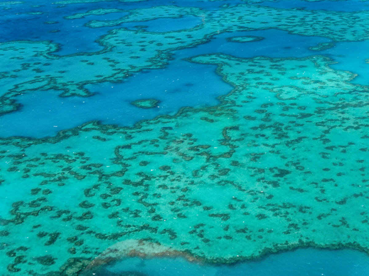 Image of the Great Barrier Reef from the air