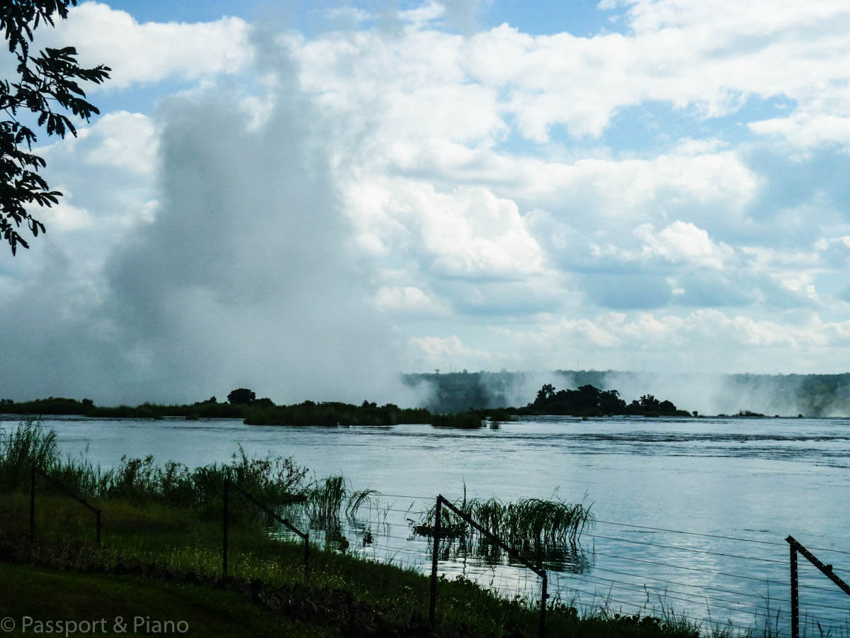 Image of Mosi oa Tunya or "the smoke that thunders" from the boat .