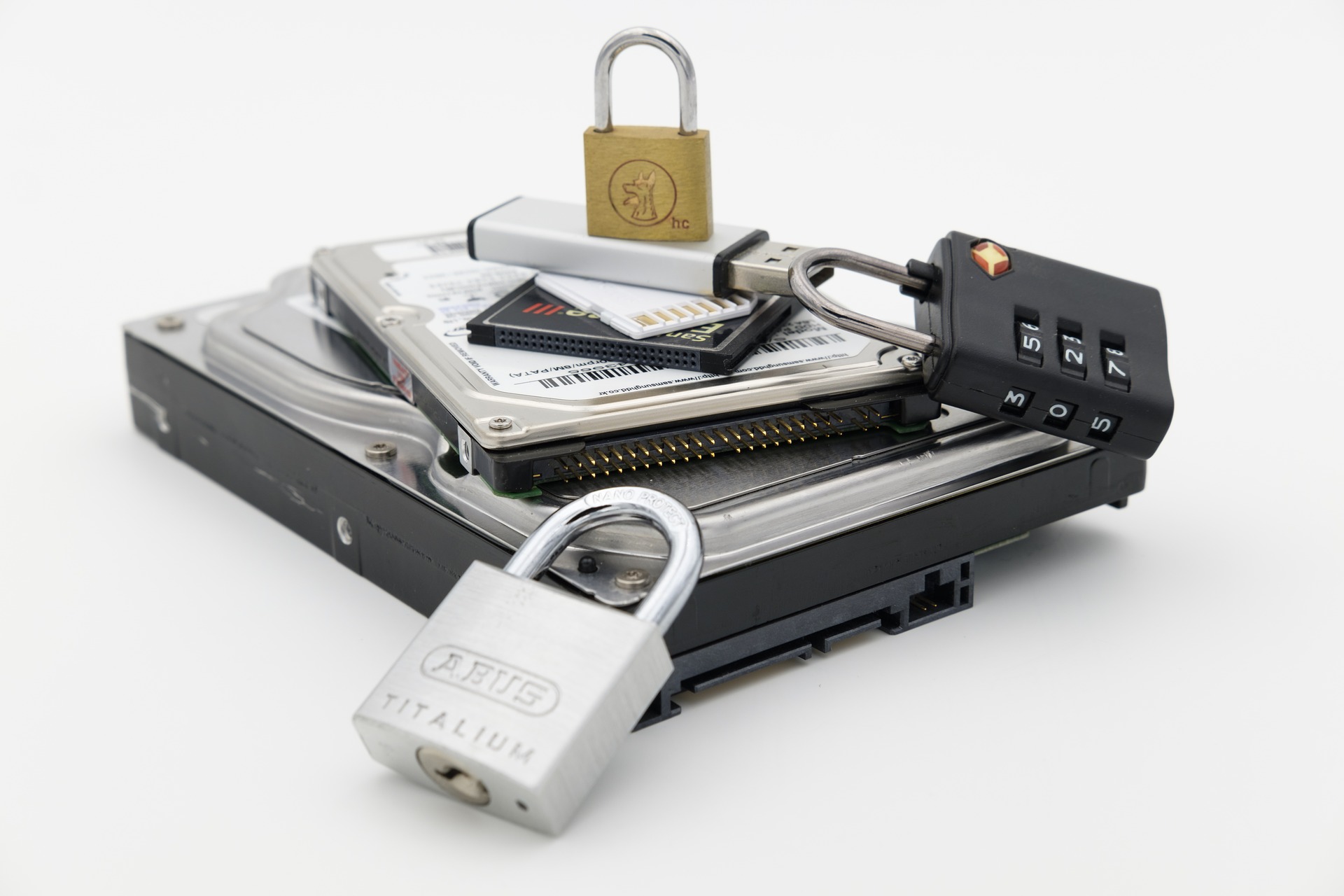 Keyless TSA Approved Luggage Lock with Lifetime Never Cut Guarantee —  Talonport