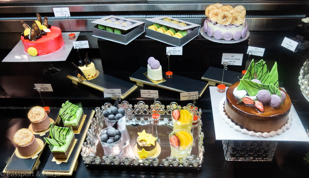 An image of the beautiful cakes at the caffe cino Hilton Kuching