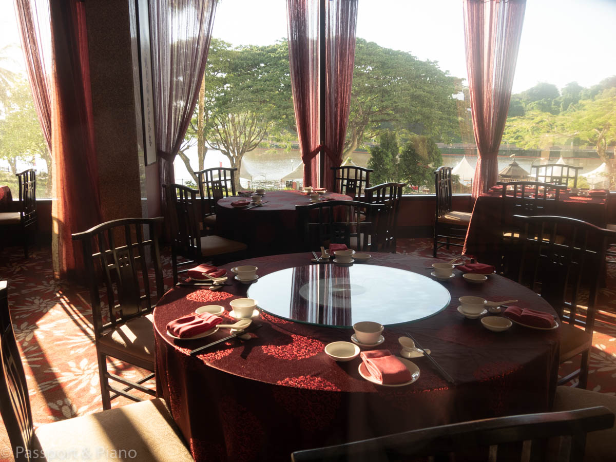 An image of a table at the Toh Yuen restaurant 