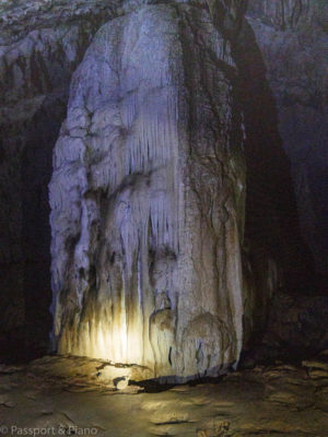An image of a huge limestone feature, one of the best ones in Langang Mulu cave