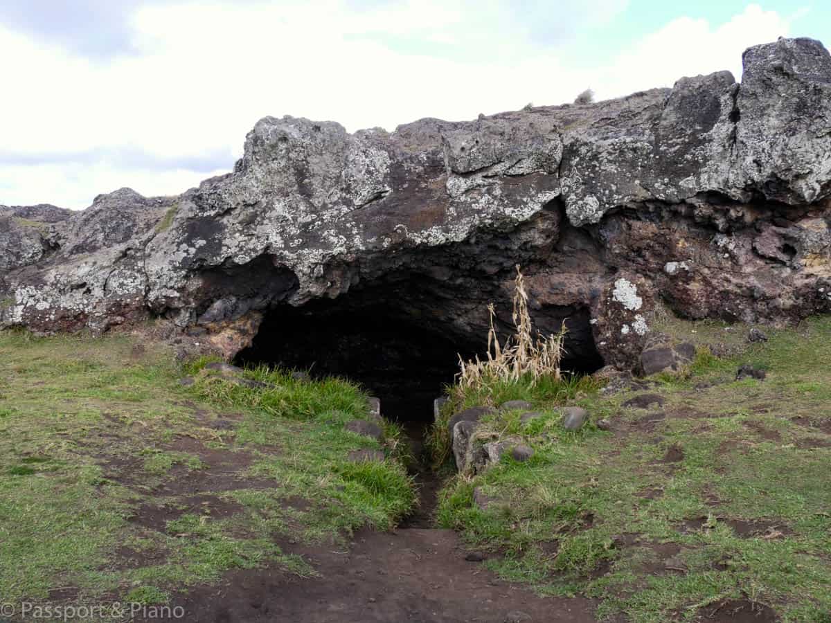 An image of the small cave opening at Ahu Akahanga