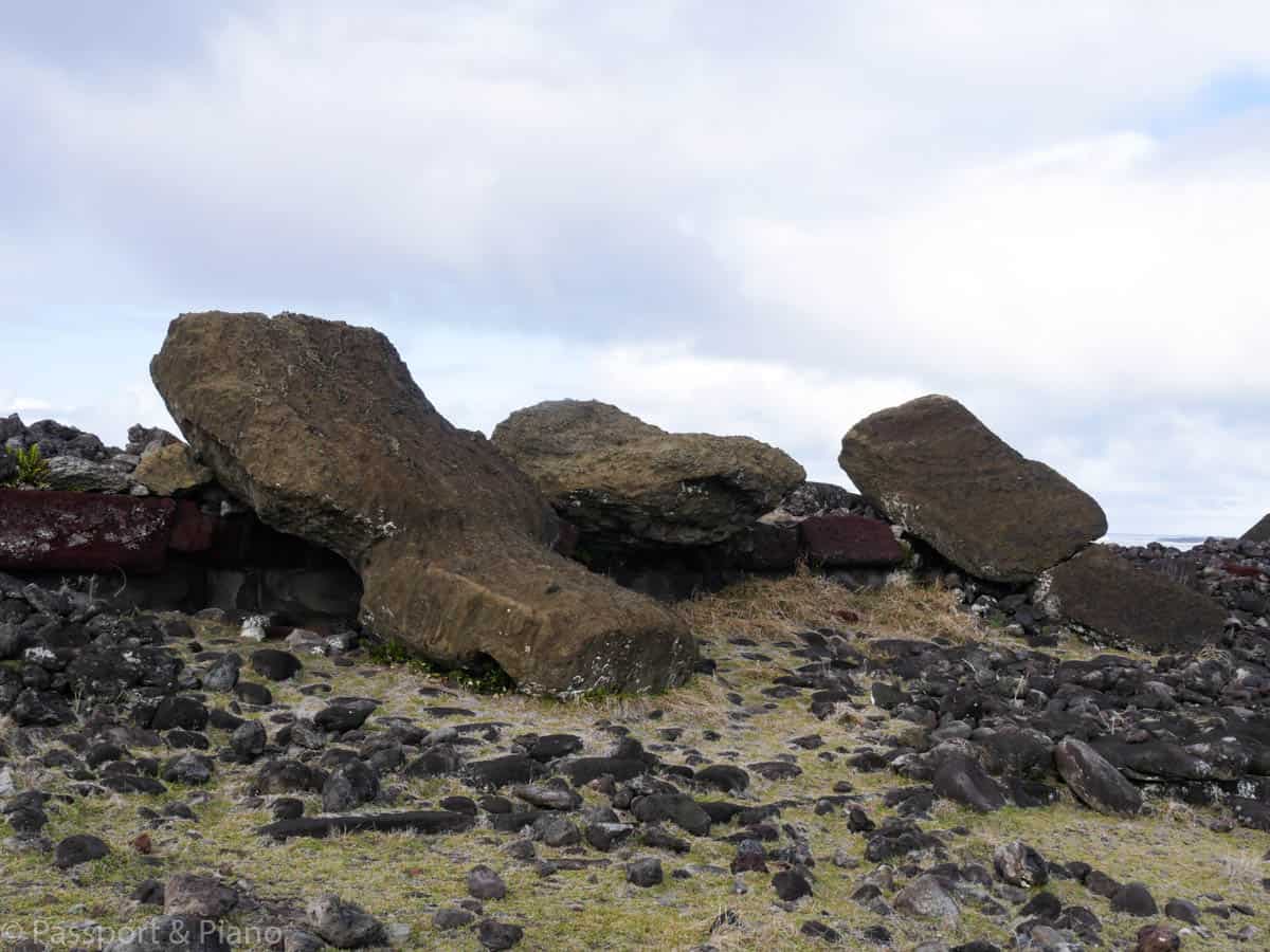 An image of the fallen Moai at Ahu Akahanga