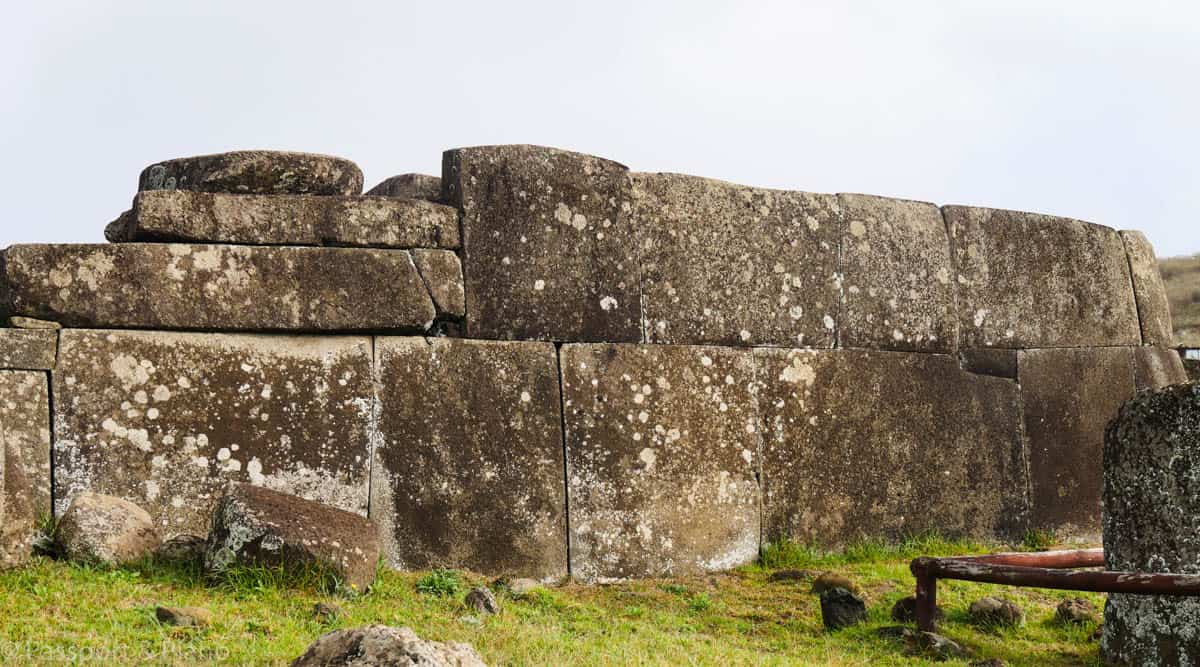 An image of the stonework at Vinapu